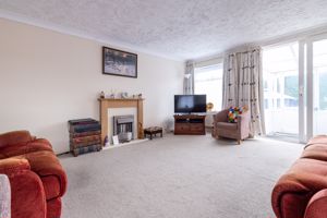 Lounge- click for photo gallery
